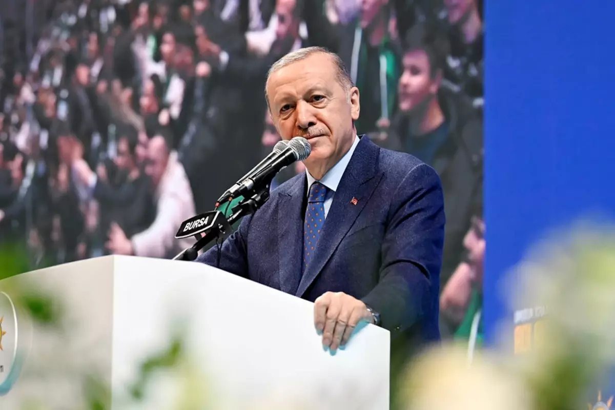 Erdoğan'dan asgari ücret mesajı: Çatlasanız da patlasanız da adımlarımızı hesaplayarak atacağız