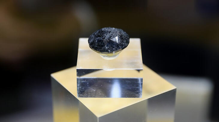 Eşi benzeri yok! Bu elmasın değeri 750 bin dolar