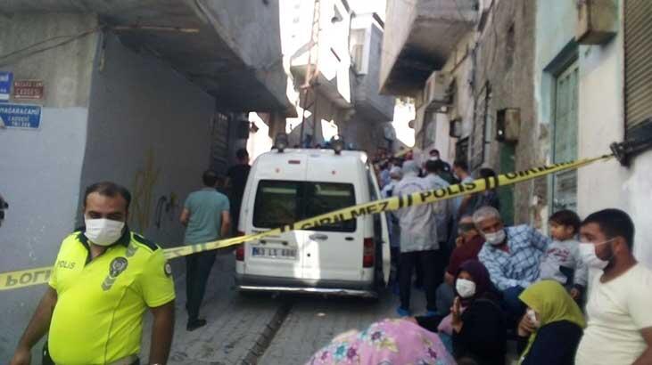 Eşi ve çocukları terk etti, kendini astı