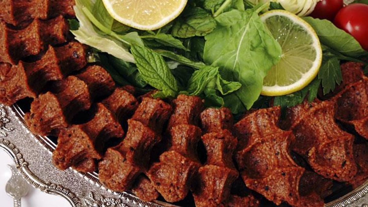 Etlisinde de var etsizinde de! Milyonların vazgeçilmezi çiğ köftede salmonella ve bağırsak kökenli bakteri bulundu