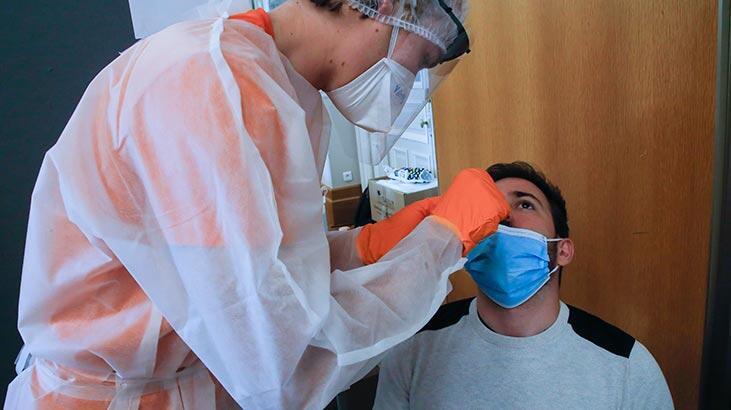 Fransa'da son 24 saatte 41 bin 869 Kovid-19 vakası tespit edildi