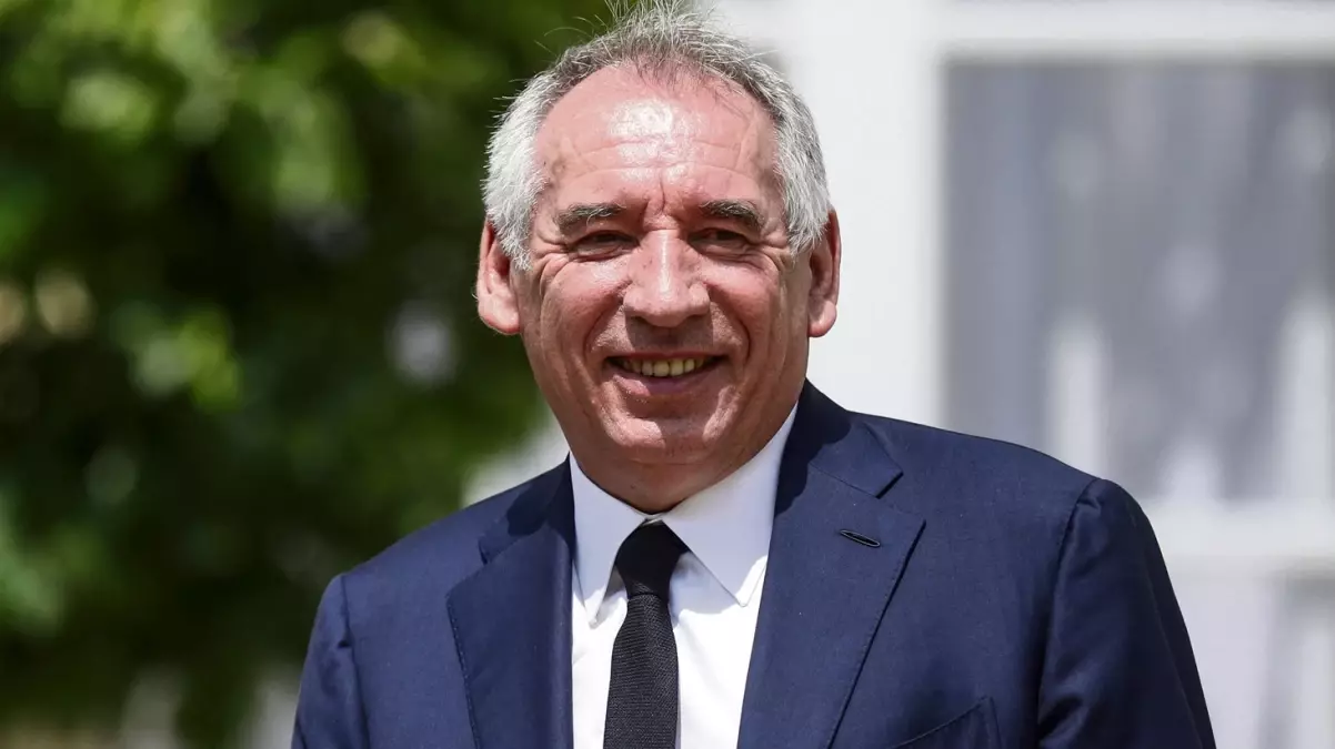 Fransa'nın yeni Başbakanı François Bayrou oldu
