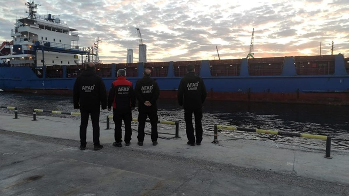 Gazze için İzmir'den yola çıkan insani yardım gemisi Mısır'a ulaştı