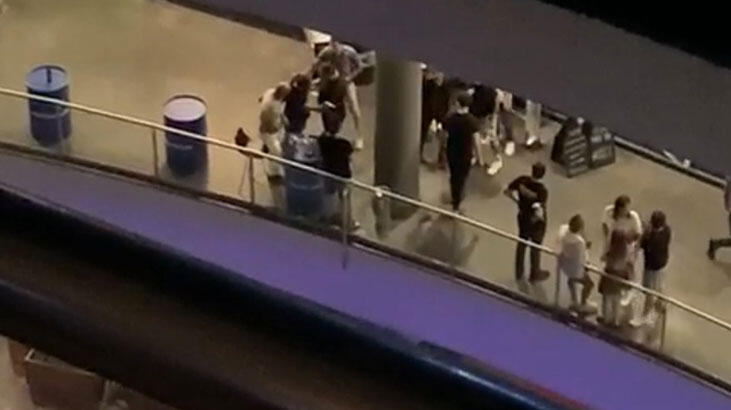 Gece kulübü çıkışında silahlar konuştu