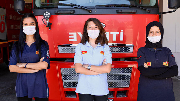 Geleceğin kadın itfaiyecileri yetişiyor