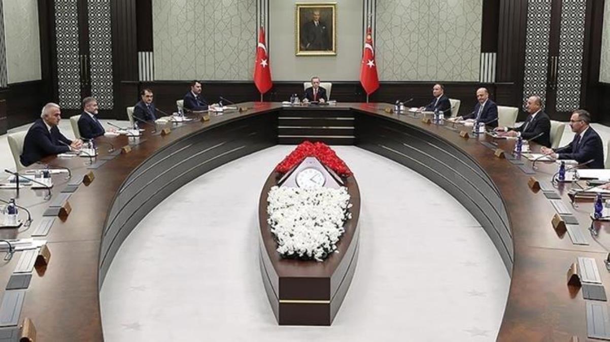 Gözler yılın son kabine toplantısında! Cumhurbaşkanı Erdoğan yeni müjdeyi paylaşacak