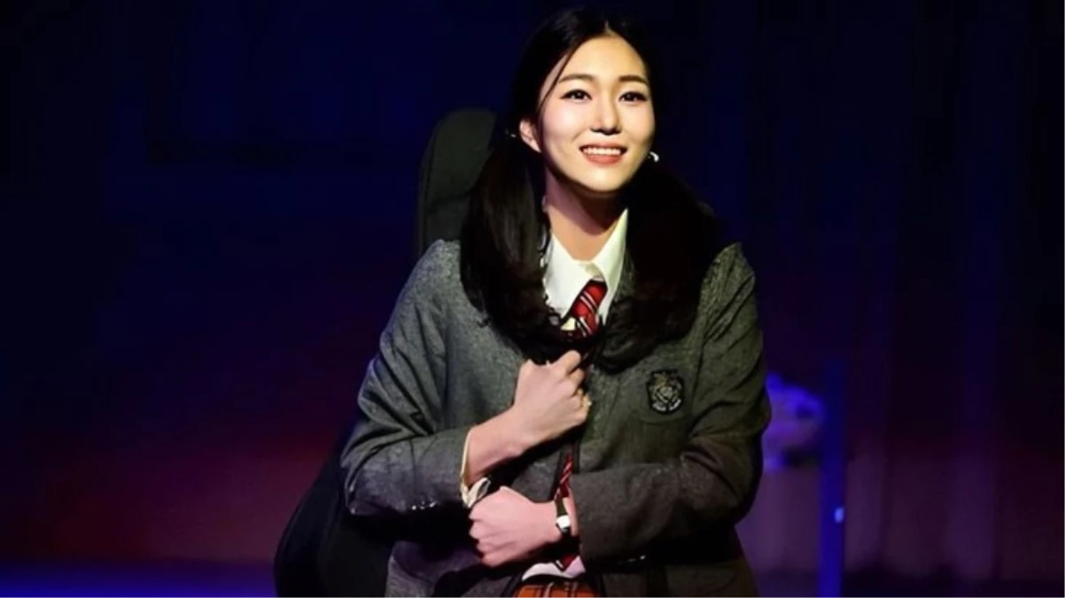 Güney Koreli aktris Park Soo Ryun, merdivenlerden düşerek hayatını kaybetti