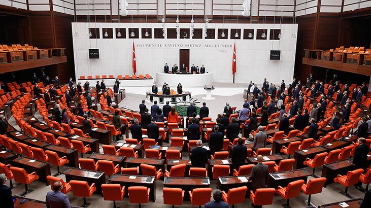 Hekimlere 5000 lira ek gösterge zammı