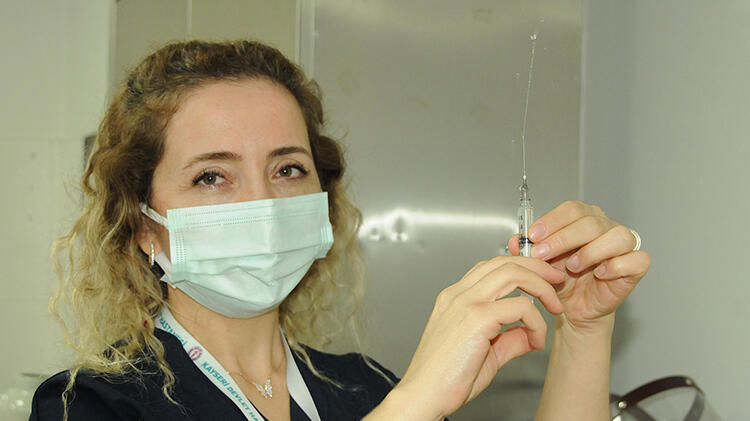 Hemşire corona dehşetini anlattı! Lütfen kurallara uyun