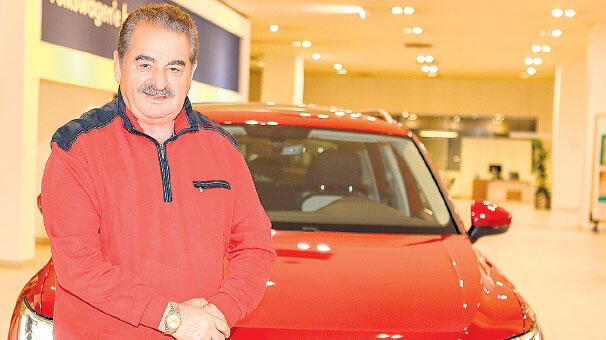 İbrahim Tatlıses'e cip hediye edildi