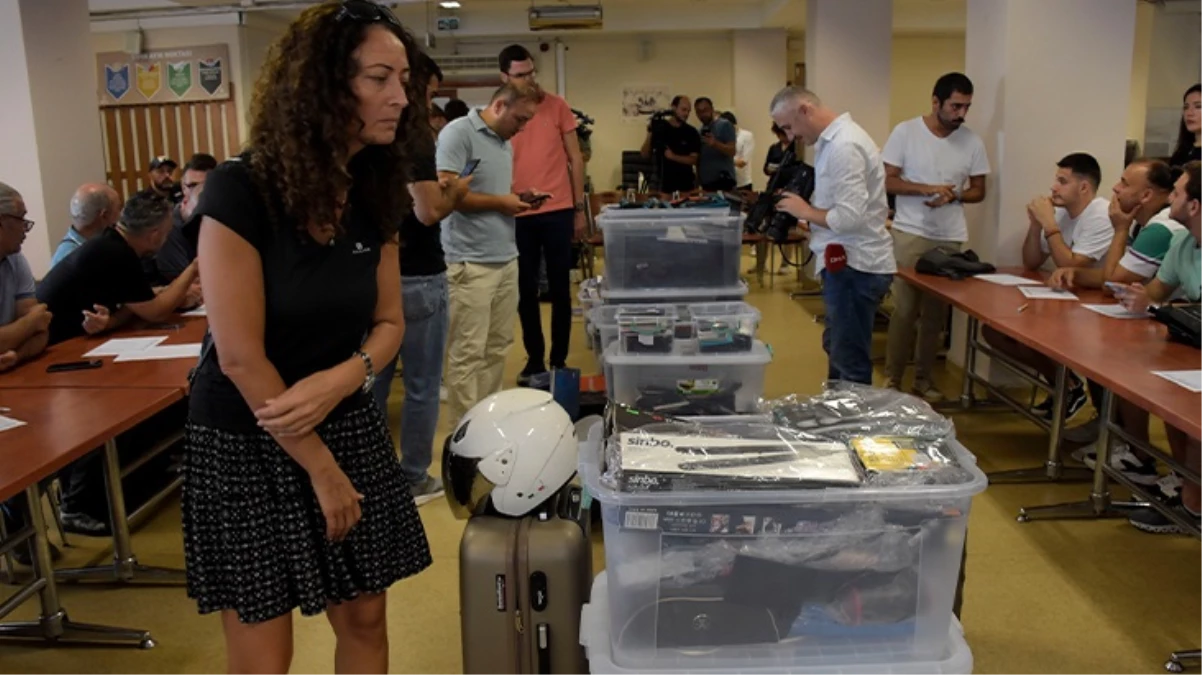 İETT'ye ait toplu taşıma araçlarında unutulan eşyalar açık artırmayla satıldı