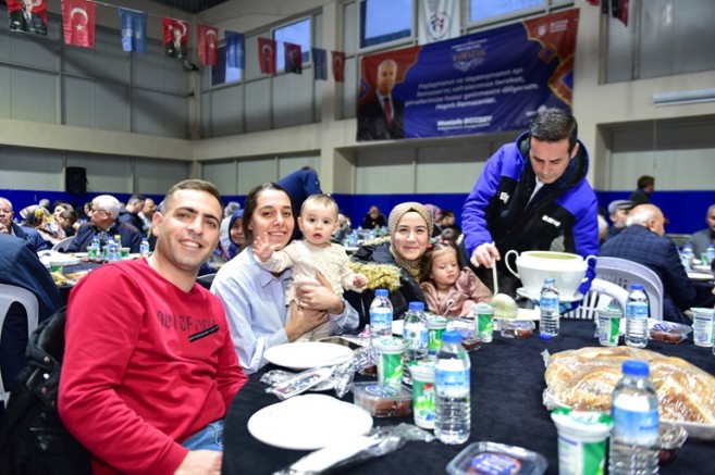 İftar bereketi Harmancık'ta yaşandı