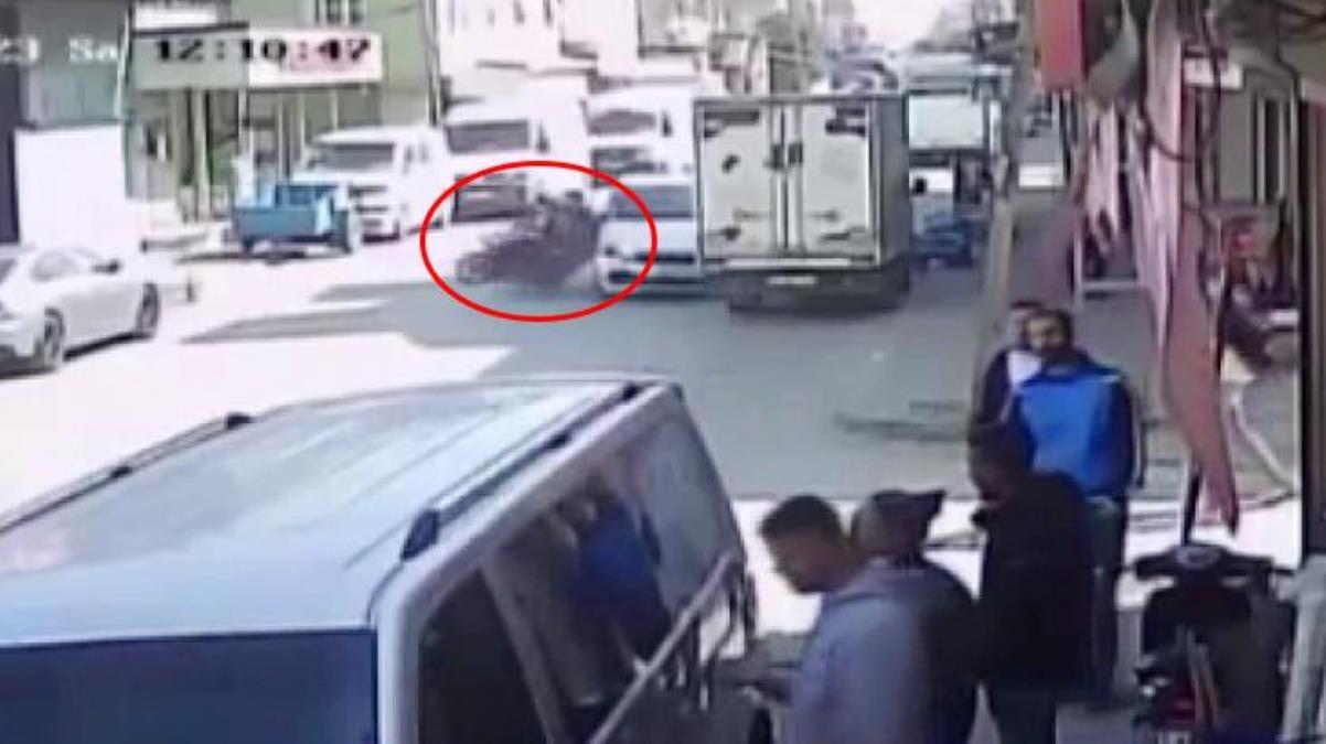 İkisi çocuk 3 kişiyi yaralayan sürücü, arkasına bakmadan böyle kaçtı