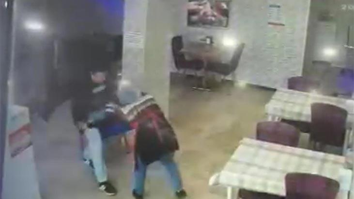 İndirim yapmadı diye oldu! Dehşet anlar