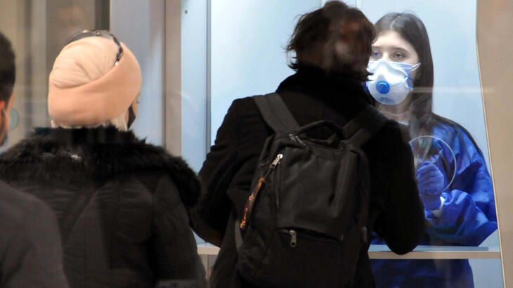 İngiltere'den İstanbul'a gelen yolculara PCR testi