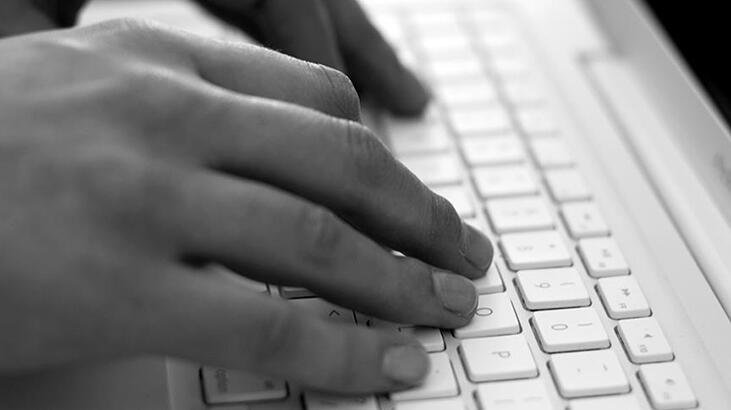 İnternette Atatürk ve Türk adına izin şartı