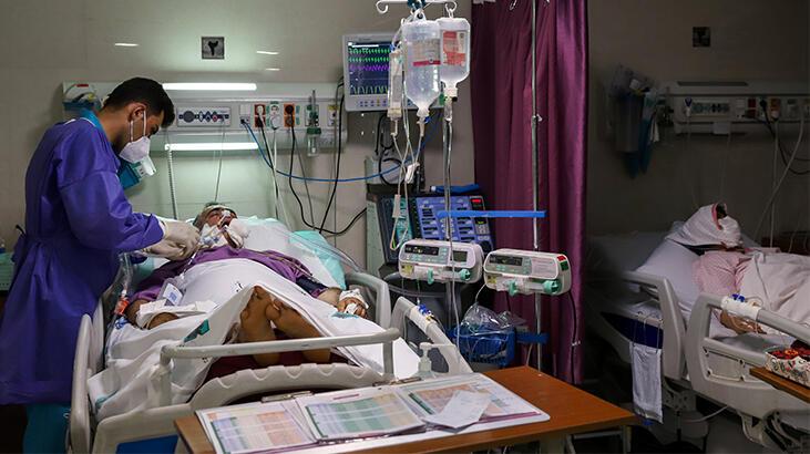 İran'da 24 saatte 458 kişi hayatını kaybetti