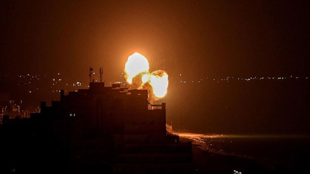 İsrail, Gazze'de iki okula daha saldırdı: 50 Filistinli hayatını kaybetti