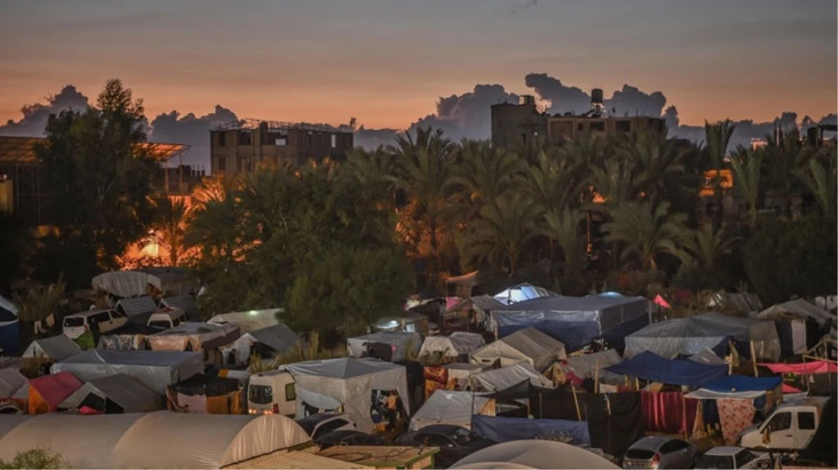 İsrail ordusu Gazze'deki katliamlarına devam ediyor: Bu kez de bir okul ve camiyi vurdular