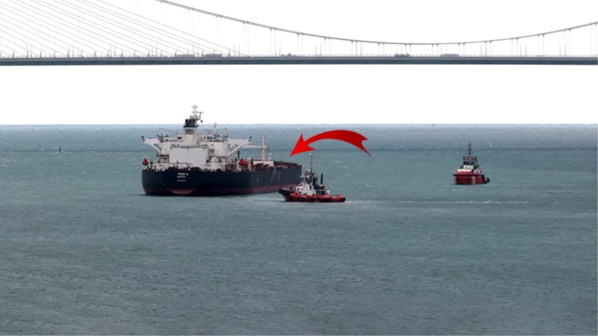 İstanbul Boğazı yakıt tankerinin arızalanması nedeniyle gemi trafiğine kapatıldı