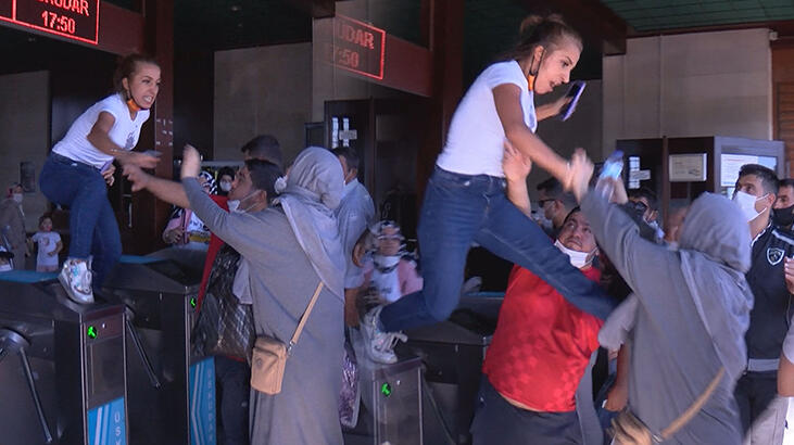 Kadından kadına uçan tekme!