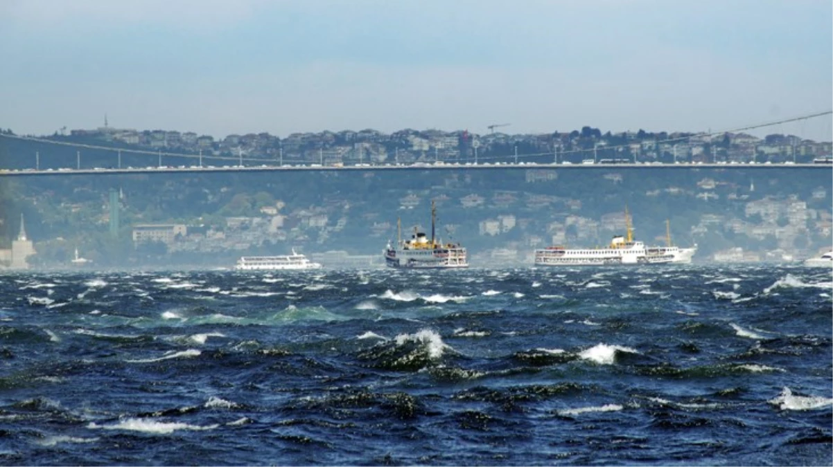 İstanbul için sarı kodlu uyarı! Kuvvetli fırtına gece saatlerine kadar etkili olacak