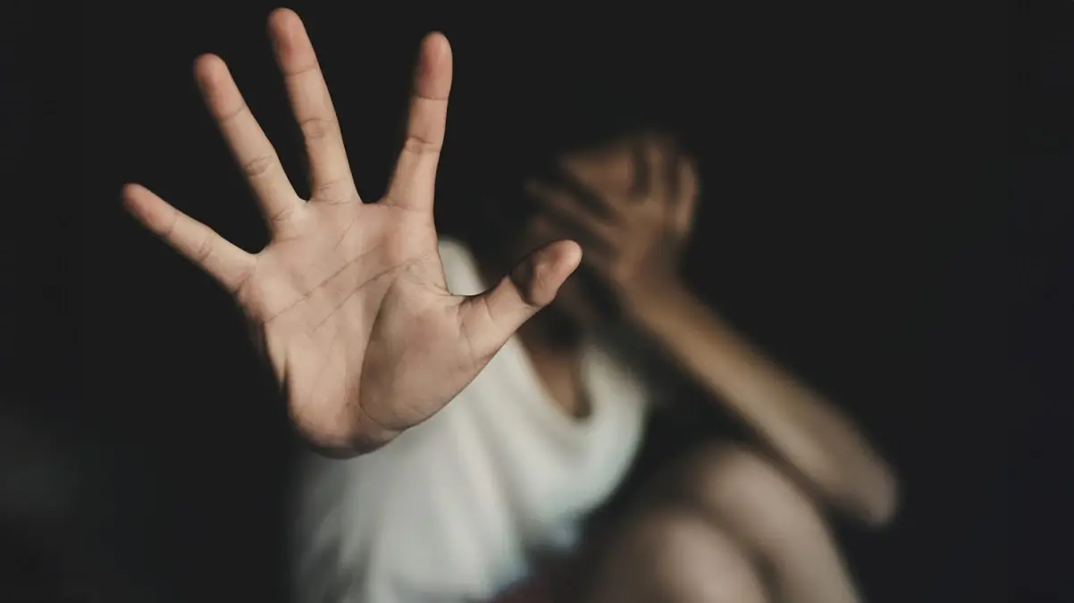 İstanbul'da lüks sitede 14 yaşındaki kız çocuğuna istismar