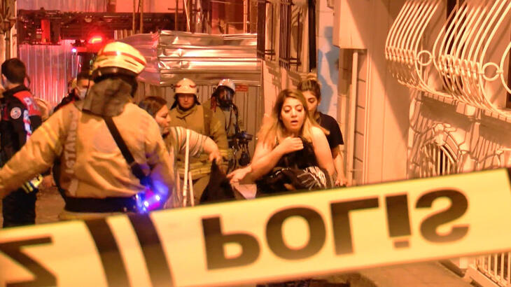 İstanbul'da otelde yangın paniği!