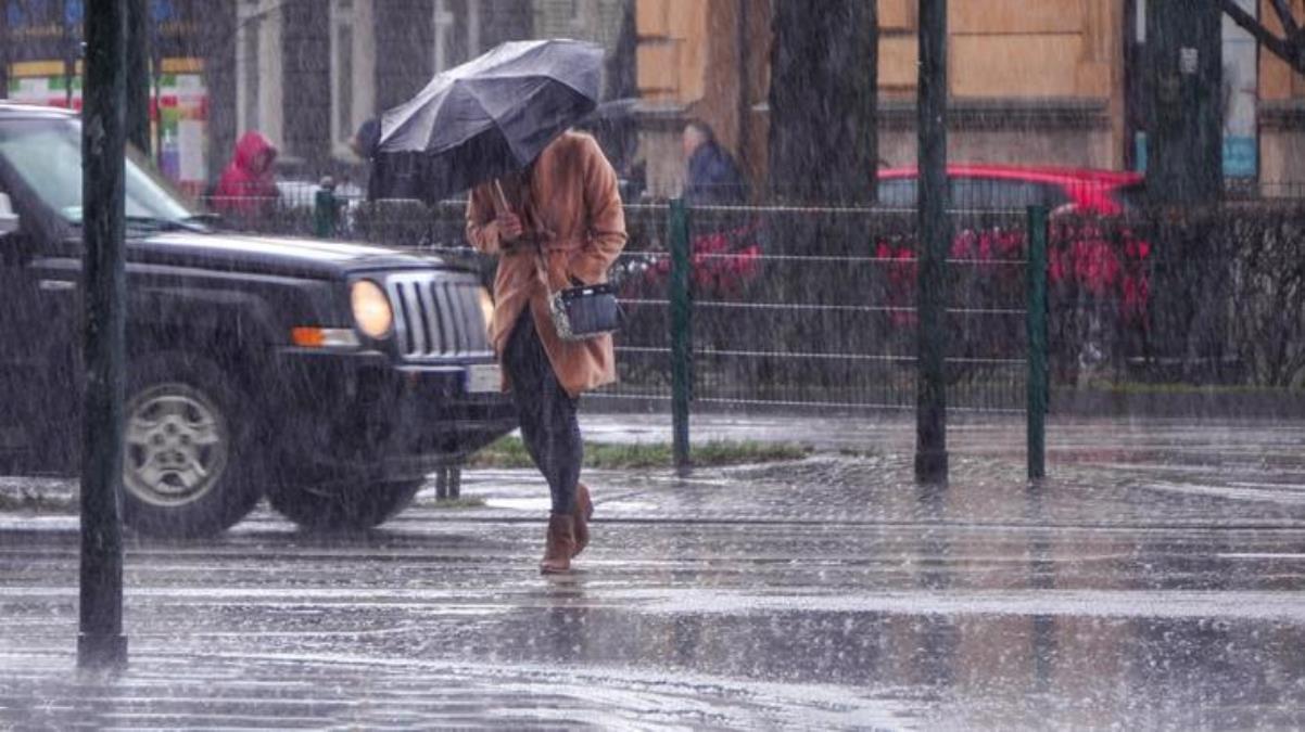 İstanbul'da şiddetli lodos alarmı! Vapur seferlerinde aksamalar yaşandı