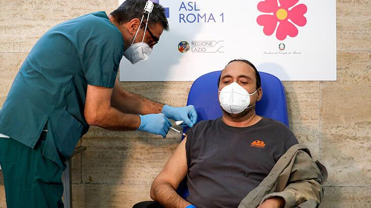 İtalya'da halkın yüzde 80'i aşılandı