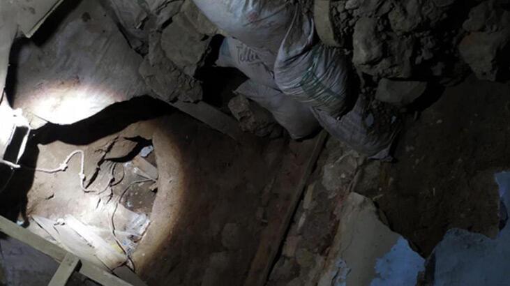 İzmir'de akılalmaz define planı! Caminin yanında ev tuttu, tünel kazdı