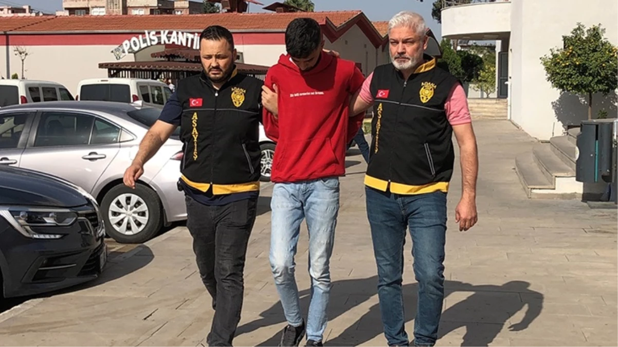 Kargo çalışanı çaldığı telefonlarla sevgilisine otomobil hediye etti