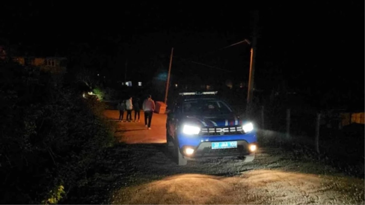 Kastamonu'da bir kadın, arazide ağaca asılı halde bulundu