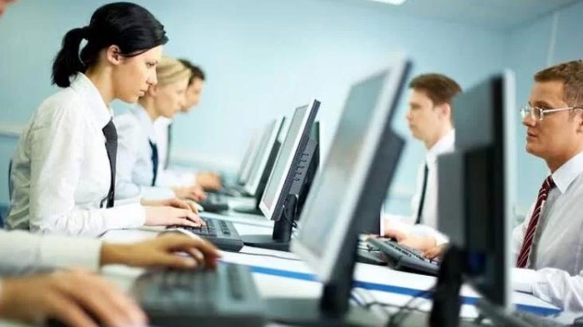 Kazakistan haftada 4 gün mesai sistemine geçiyor