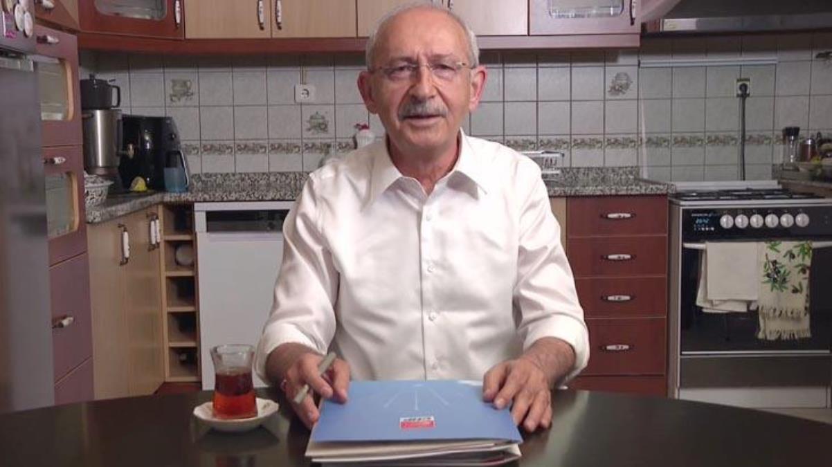 Kılıçdaroğlu, tepki çeken mutfak pankartına bu fotoğrafla yanıt verdi: Alın şimdi bunu da koyun