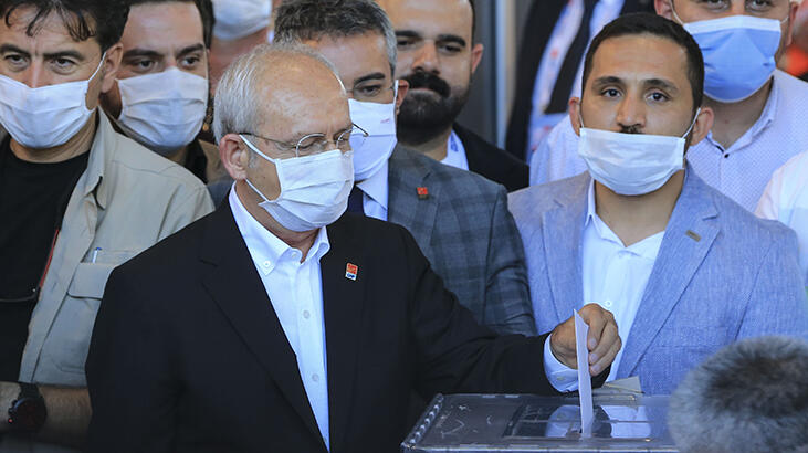 Kılıçdaroğlu yeniden CHP Genel Başkanı seçildi