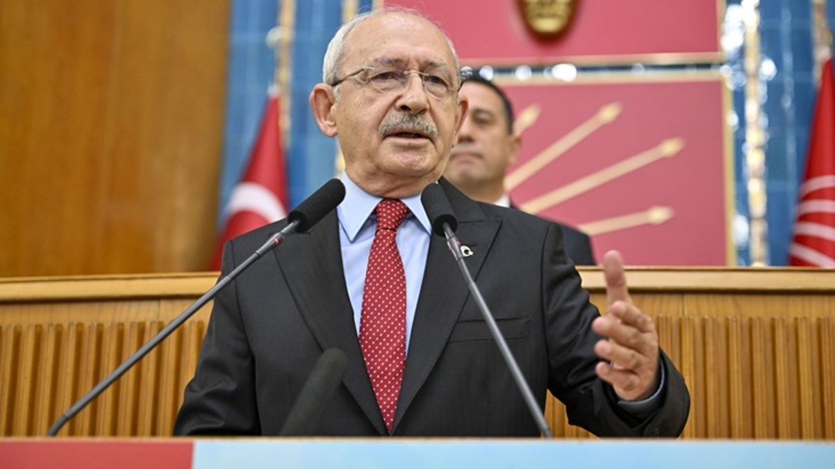 Kılıçdaroğlu'dan bir gaf daha! Hatayı fark eden partililer hemen uyardı