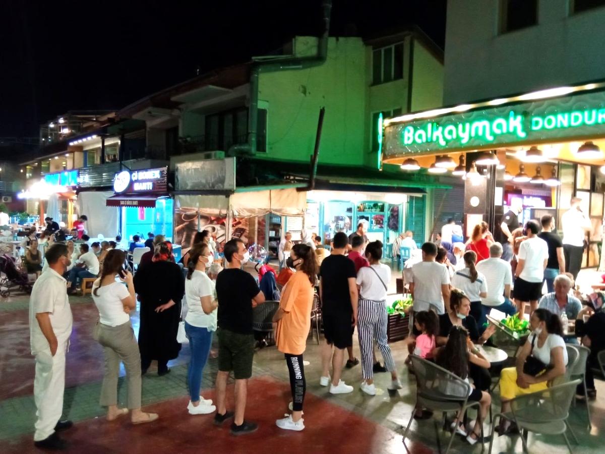 Kısıtlamalar sona erdi, Bursalılar sahil kenarlarına akın etti