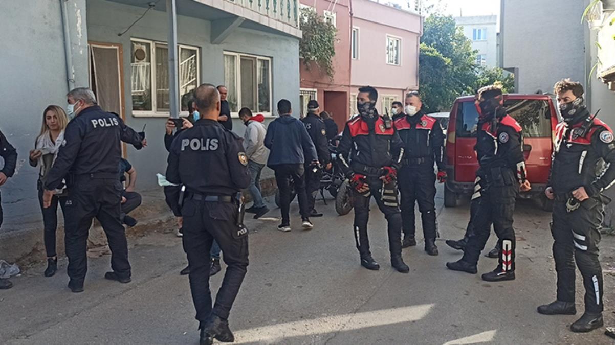 Kıskançlık krizine girip eşini ve 2 çocuğunu rehin aldı