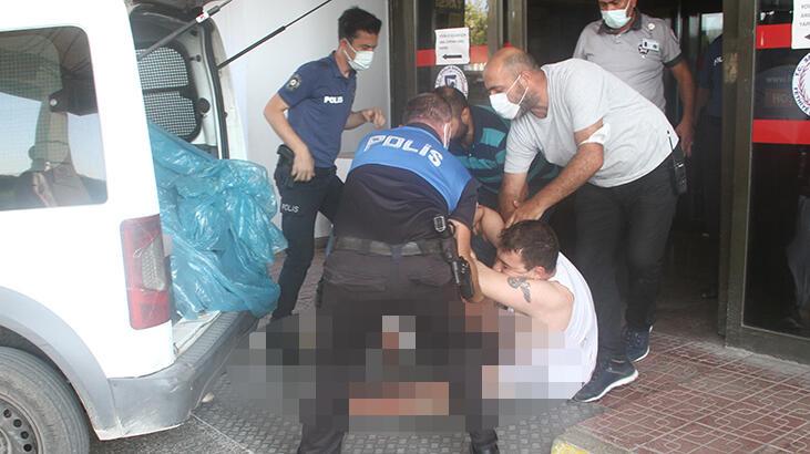 Komşular seslere koştu! Annesini vahşice öldürdü