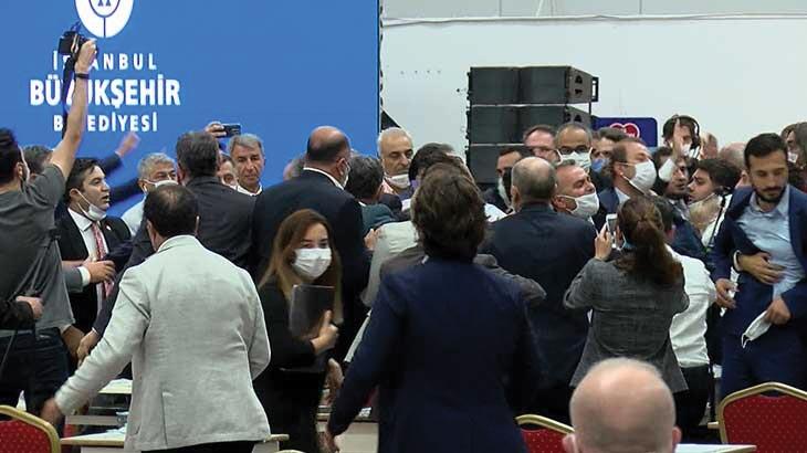 Koronavirüs unutuldu yumruklar konuştu