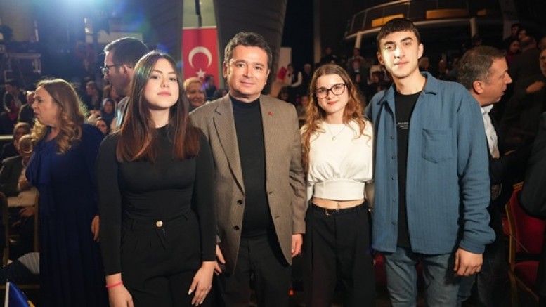 Kosova’nın bağımsızlığı Bursa’da coşkuyla kutlandı