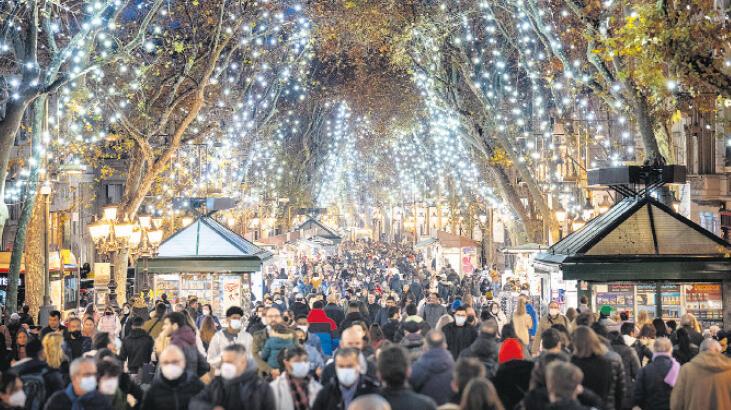 Kutlamalara Omicron iptali