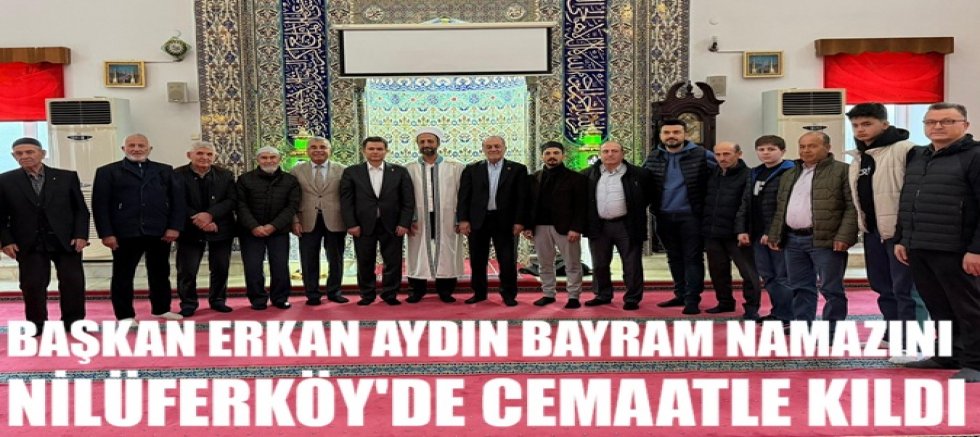 Başkan Erkan Aydın vatandaşlarla bayramlaştı