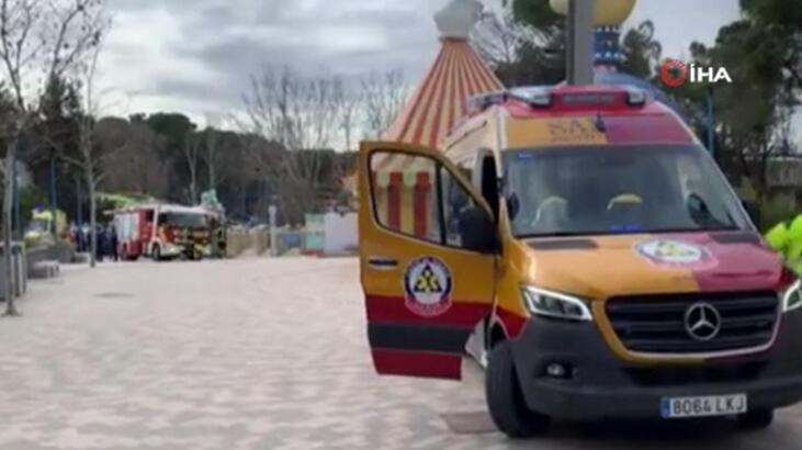Madrid'de lunaparktaki sahnenin çatısı çöktü