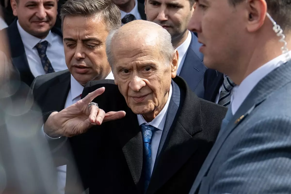 MHP'den 66 gün sonra mesaiye başlayan Bahçeli'ye özel beste! Sözleri dikkat çekici