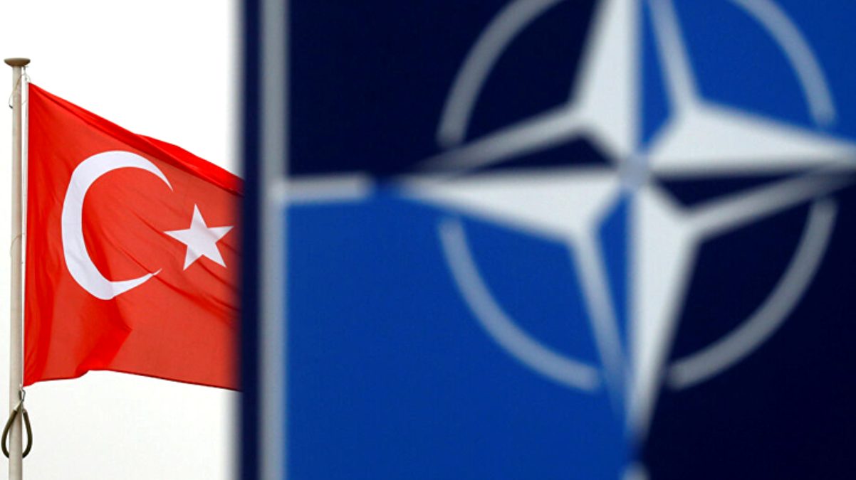 NATO'dan Türkiye ve Yunanistan'a çağrı
