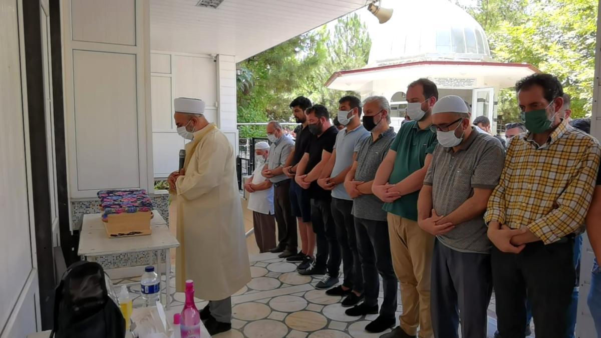 Nehir bebek hayatını kaybetti