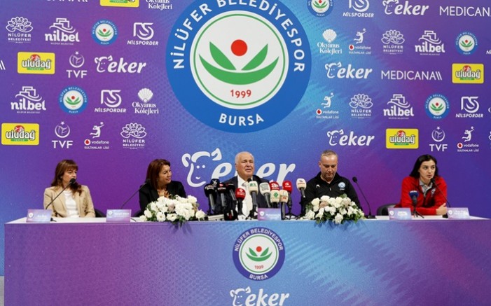 Nilüfer Belediyespor Eker Kadın Voleybol Takımı 2026-2027 Sezonu Kadrosu Tanıtıldı