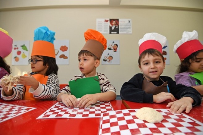 Osmangazi Belediyesi Kreşlerinde Minikler Fırıncılığı Deneyimledi